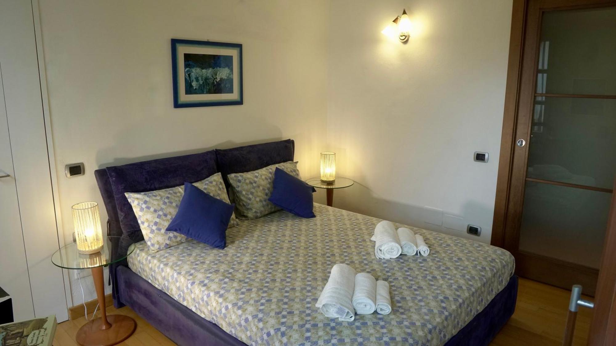 La Casa Di Anita Apartment Asti Bagian luar foto