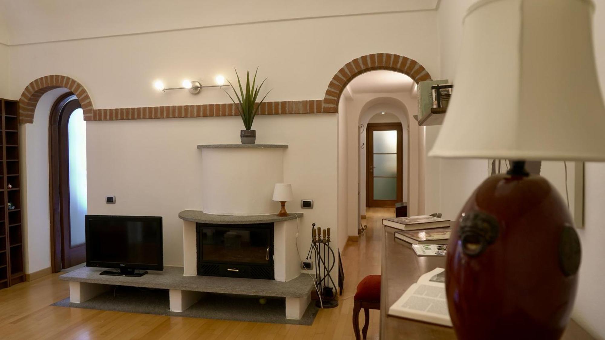 La Casa Di Anita Apartment Asti Bagian luar foto