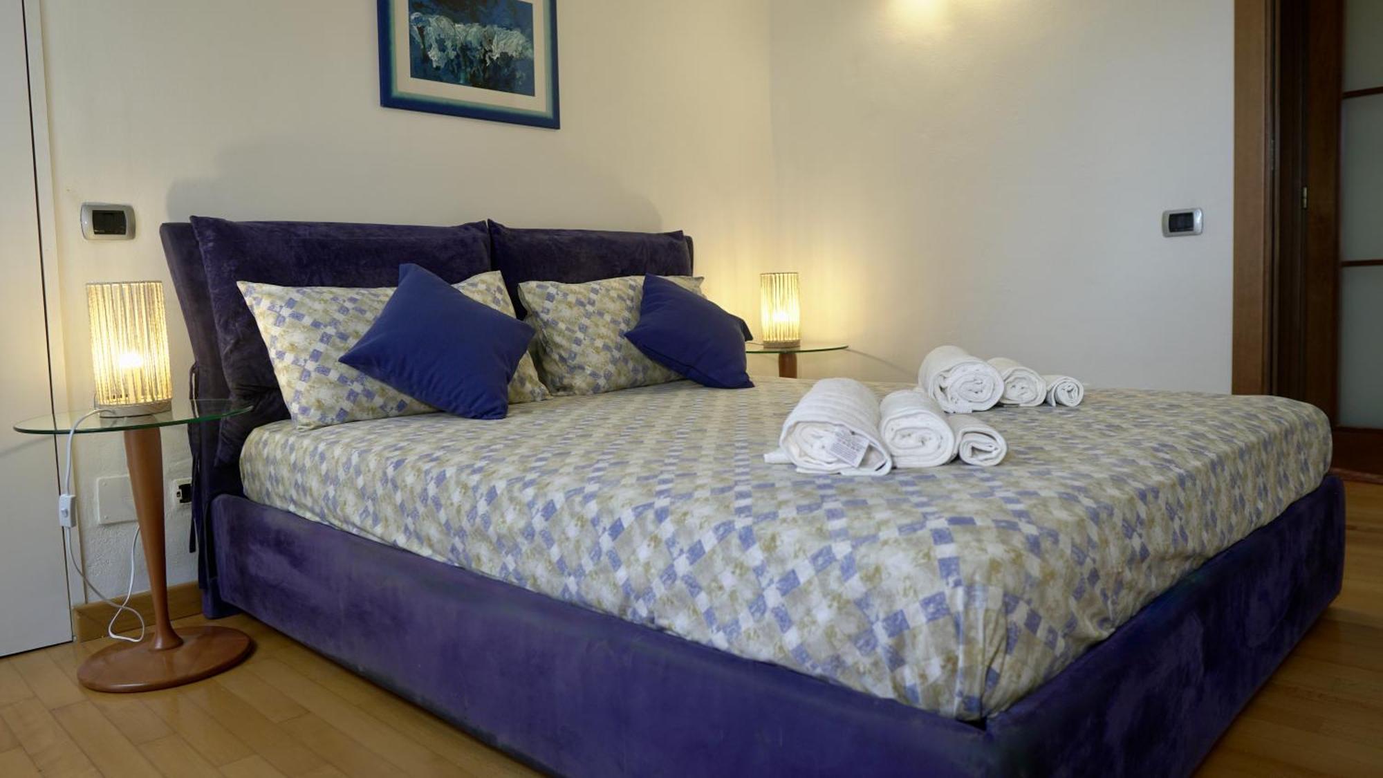 La Casa Di Anita Apartment Asti Bagian luar foto